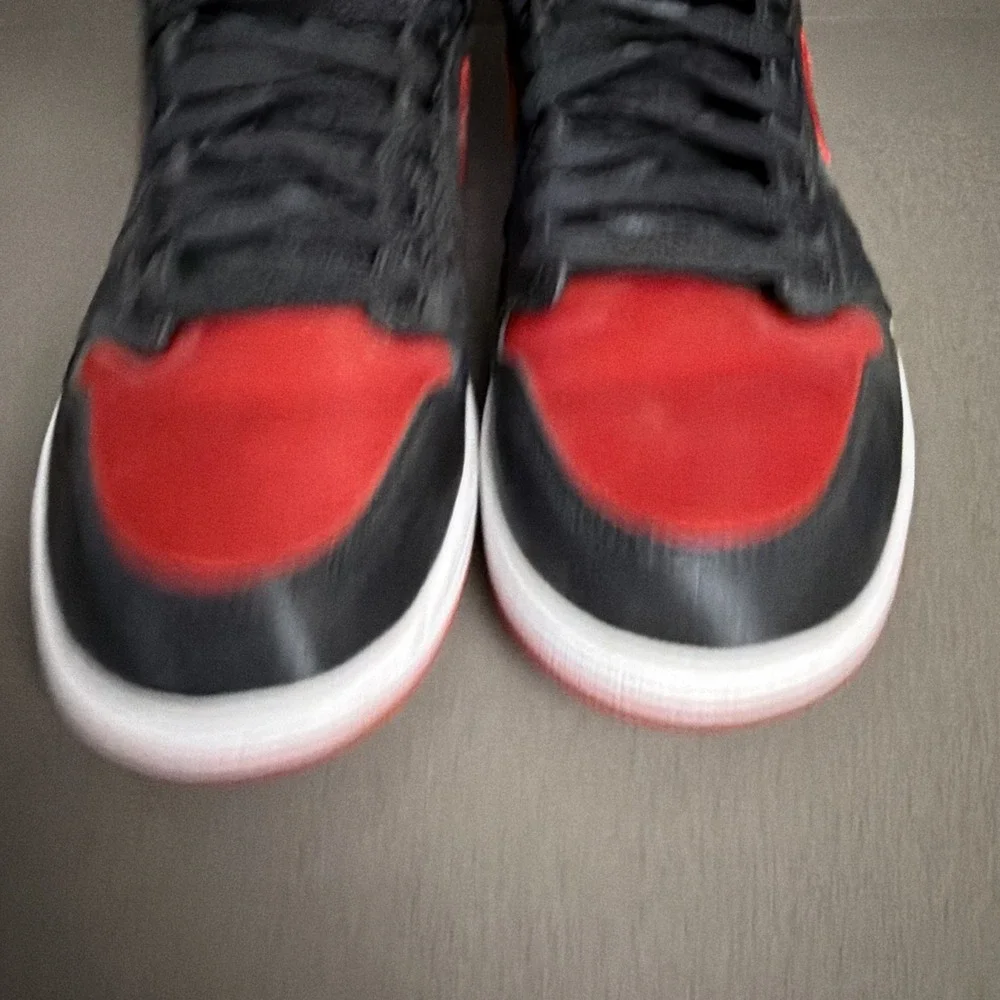 Nike Air Jordan 1 Retro High OG Satin Bred 2023 FD4810-061 Women's Size 9
